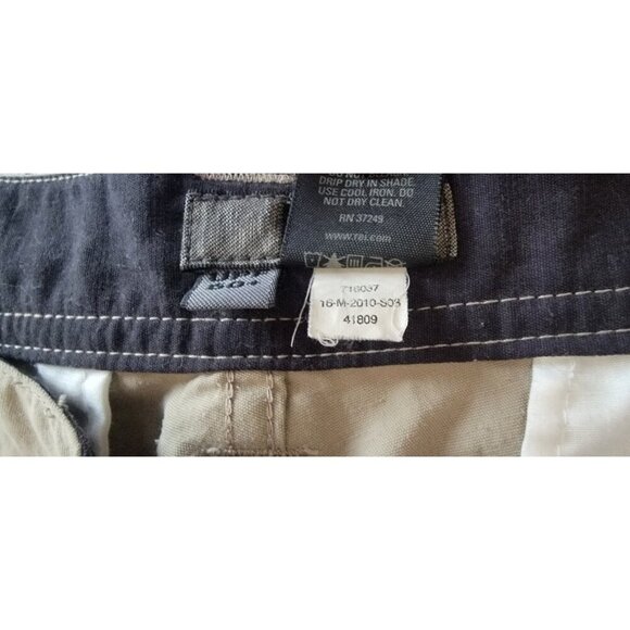 REI Shorts 34 UPF 50+ Outdoor Hiking Camping Nylon Fishing Pockets Flat Front - Picture 8 of 9